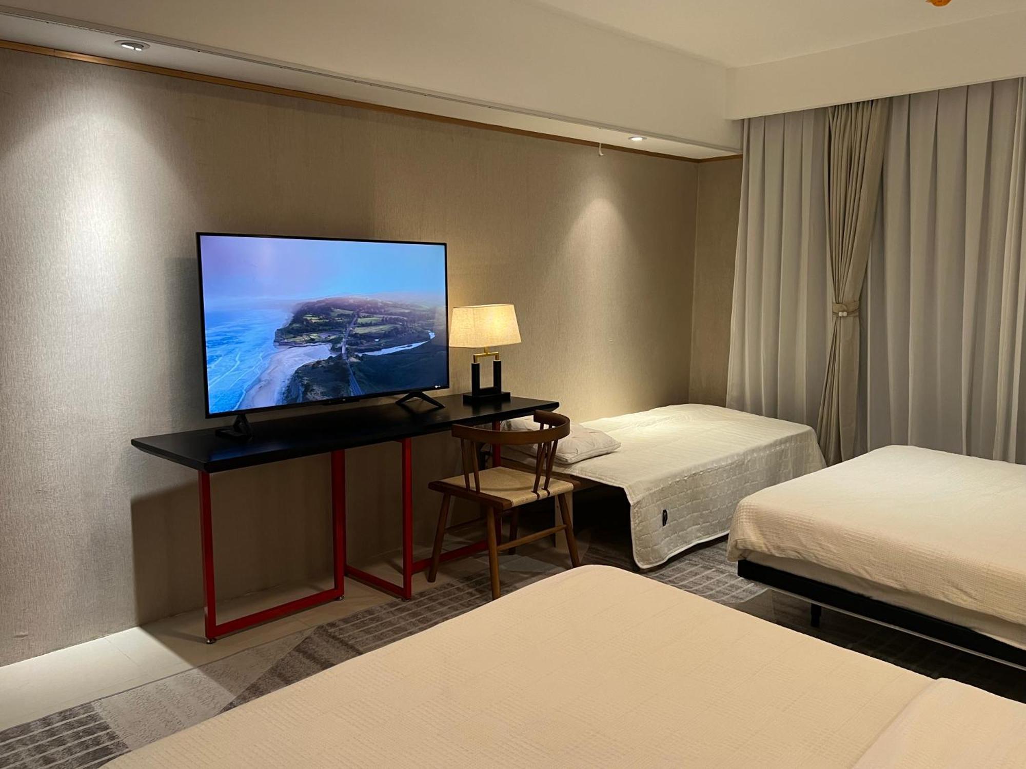 Luxurious European Style Penthouse Modern Apart Ment Cross City Of Dreams Okada Solaire Moa Airport Manila Exterior foto