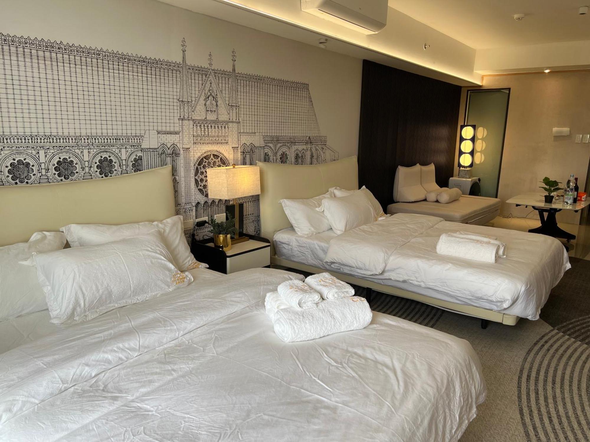 Luxurious European Style Penthouse Modern Apart Ment Cross City Of Dreams Okada Solaire Moa Airport Manila Exterior foto